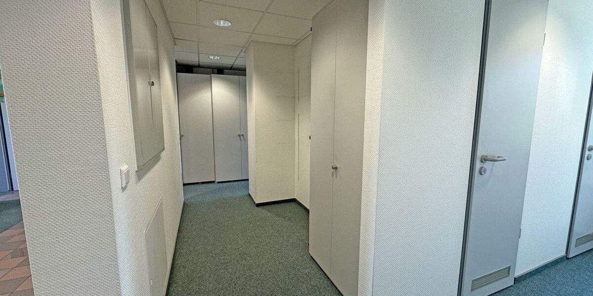 Gewerbeobjekt Voerde Holthausen - 7 Zimmer, 140 m&sup2;, 390.000&euro; | Angebot:25154929