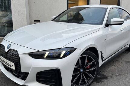 BMW i4 24.883 km 53.440 &euro; Essen 45134