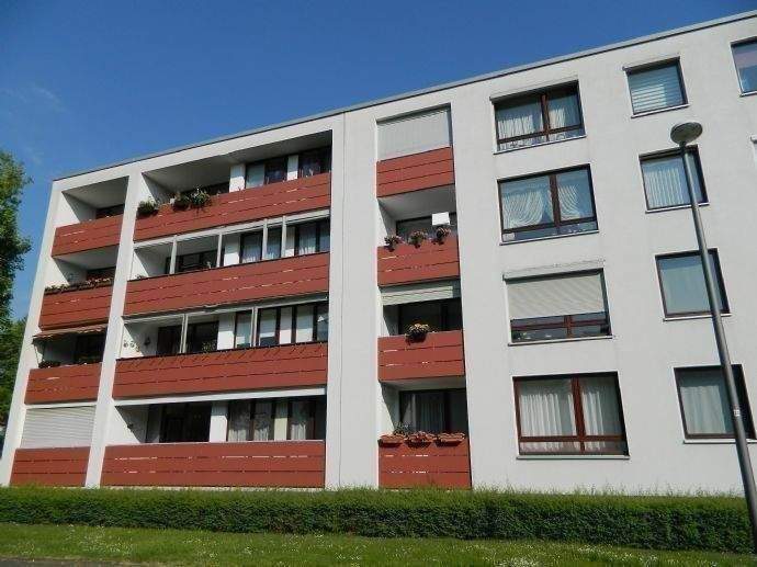 Etagenwohnung Krefeld Fischeln - 3 Zimmer, 82 m&sup2;, 185.000&euro; | Angebot:24789625