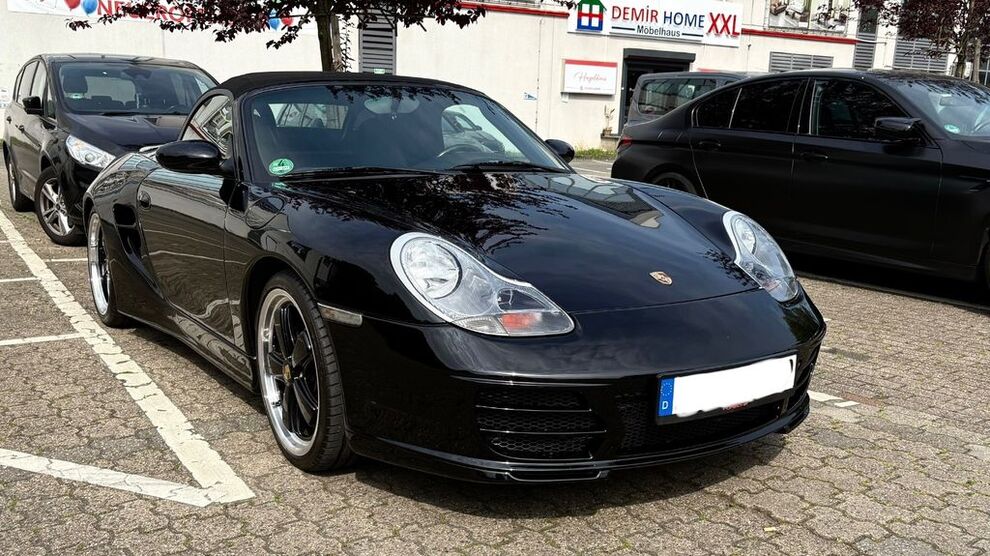 Porsche Boxster 221.400 km 11.900 € Duisburg 47198