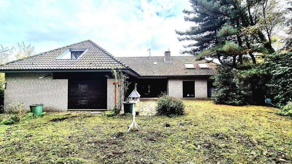 Haus zum Kaufen in Mülheim an der Ruhr 897.000 € 260 m²