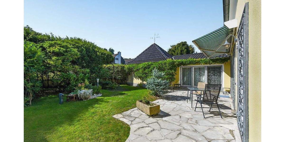 Großzügiges Einfamilienhaus mit weitläufigem Garten und Erweiterungspotenzial 6 zimmer