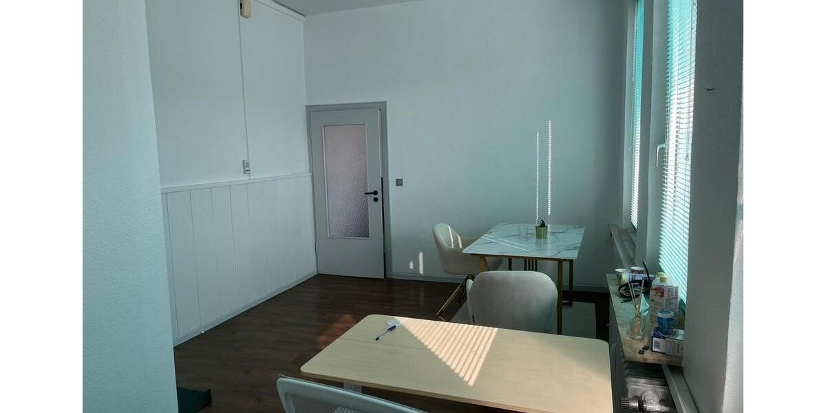 Gewerbeobjekt Duisburg - 660&euro; | Angebot:26061363