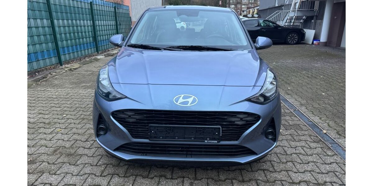 Hyundai i10 11.000 km 14.999 &euro; Gelsenkirchen 45879