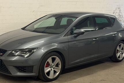 Seat Leon 119.950 km 14.900 &euro; Düsseldorf 40468
