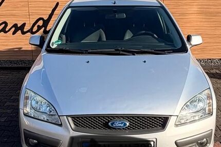 Ford Focus 152.000 km 3.150 &euro; Dinslaken 46537