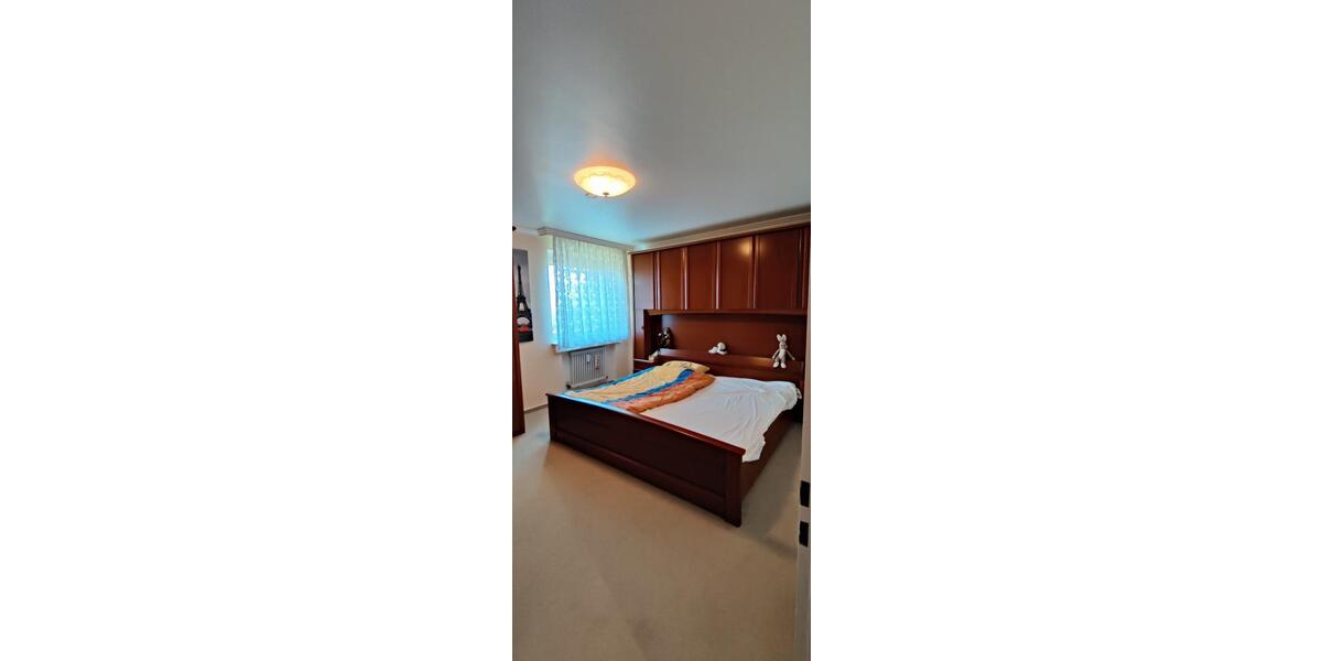 Etagenwohnung Duisburg Essenberg - 3 Zimmer, 109 m&sup2;, 180.000&euro; | Angebot:26323375