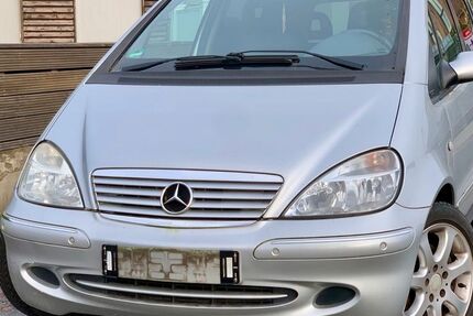 Mercedes-Benz A 190 122.273 km 1.750 &euro; Gelsenkirchen 45884