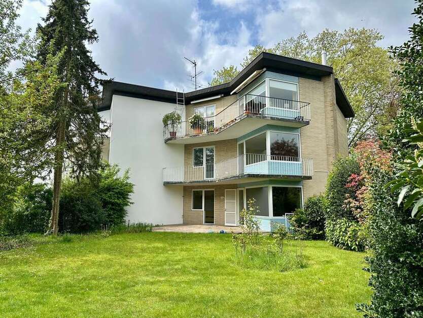 Haus zum Kaufen in Düsseldorf 1.185.000 € 218.13 m²