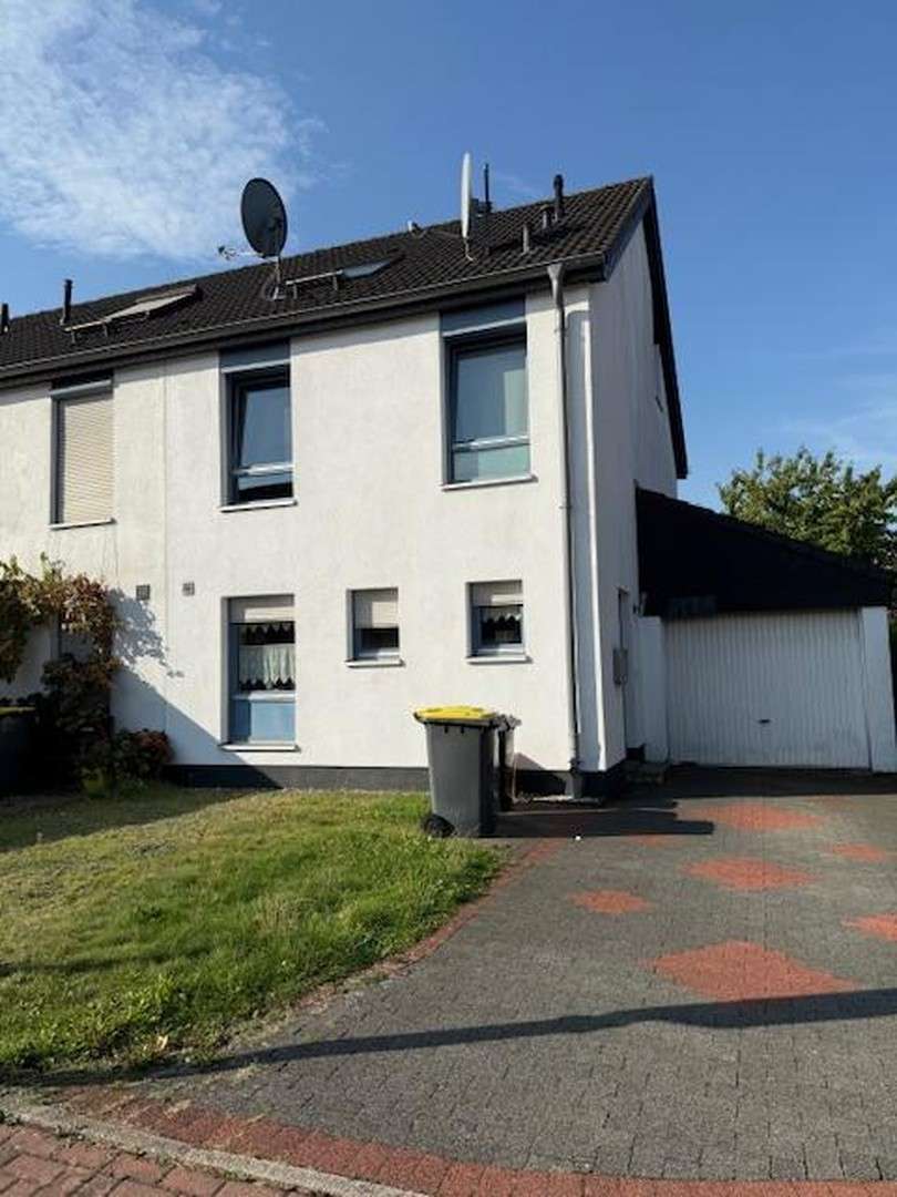 Haus zum Kaufen in Duisburg 449.000 € 115 m² 5 zimmer