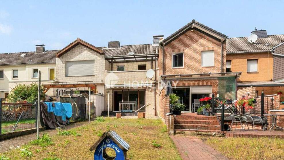 Charmantes Reihenhaus mit Garten, Terrasse und Modernisierungen - gemütliches Zuhause mit Potenzial 3 zimmer