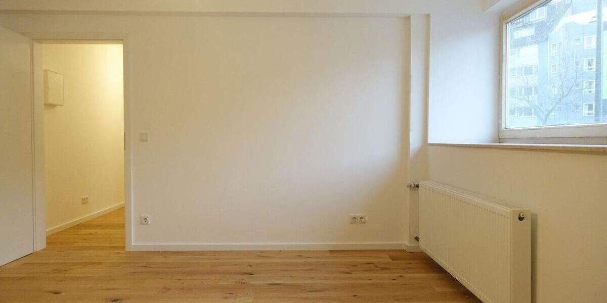 Umfassend sanierte 2-Zimmer-Stadtwohnung in zentraler Lage - mit Tiefgaragenstellplatz 2 zimmer