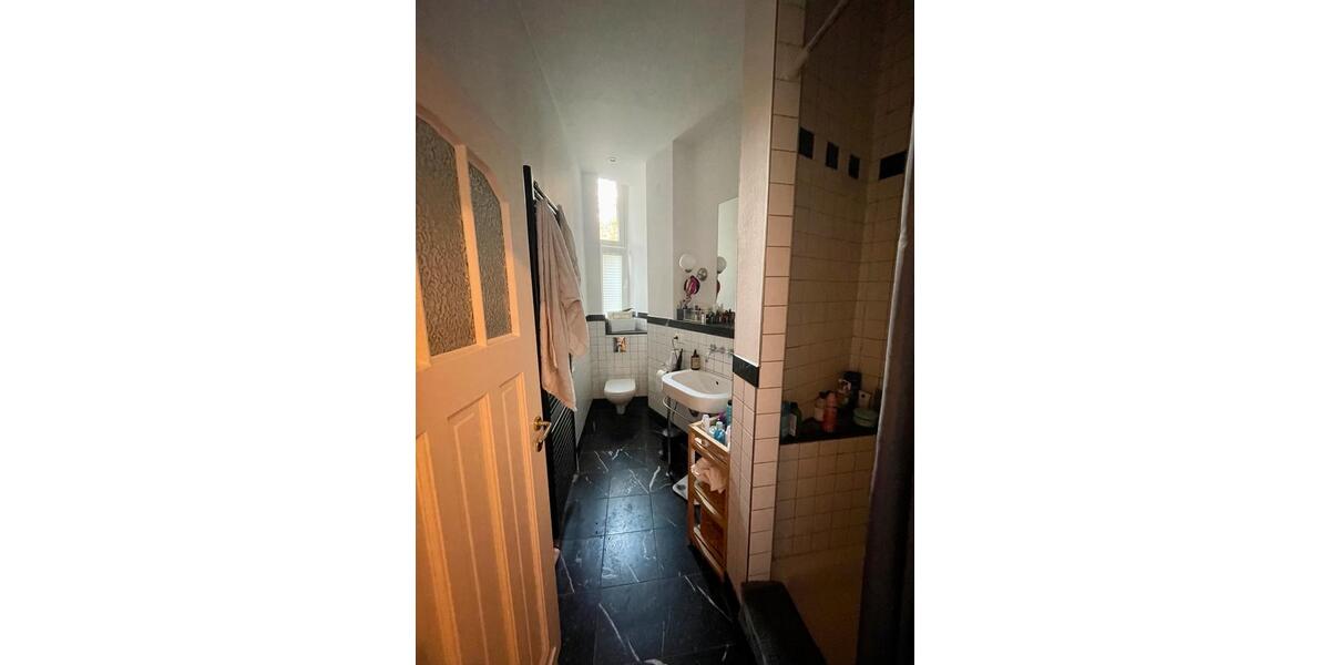 69qm wunderschöne möblierte Altbau 2-Zi-Wohnung zur Zwischenmiete 2 zimmer