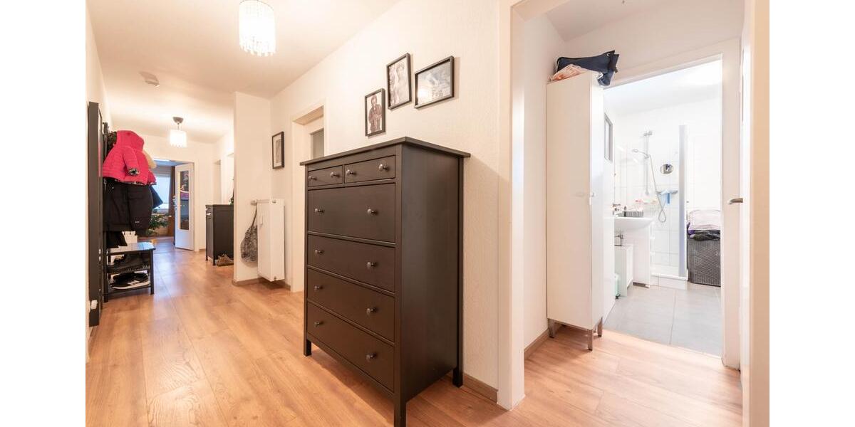 Wohnen nahe Baldeneysee: Großzügige 5-Zimmer-Wohnung mit Balkon 5 zimmer