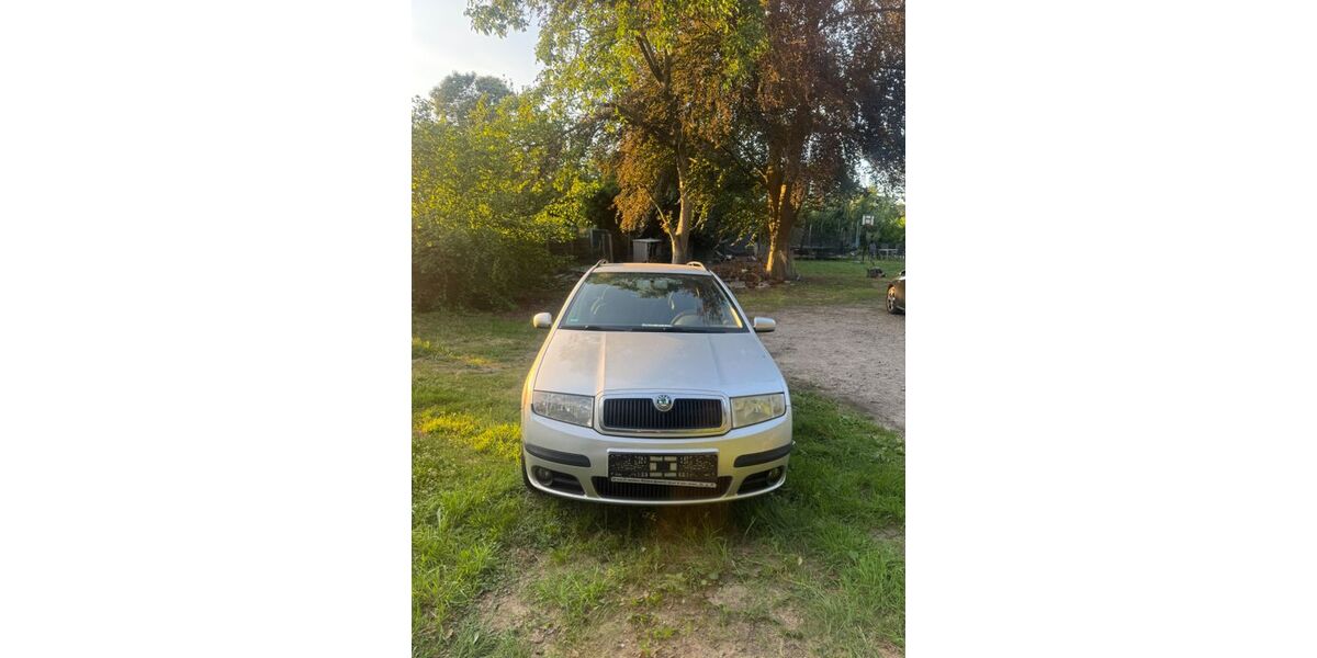 Skoda Fabia 196.000 km 1.199 &euro; Wesel 46483