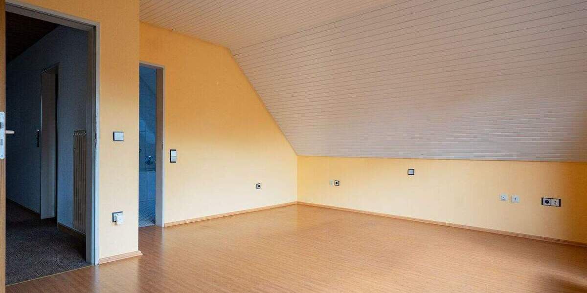 Einfamilienhaus Krefeld Inrath/Kliedbruch - 7 Zimmer, 166 m&sup2;, 549.000&euro; | Angebot:24504215