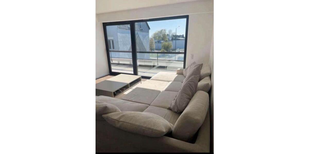 Etagenwohnung Velbert Pöthen - 2 Zimmer, 83 m&sup2;, 1.250&euro; | Angebot:26415588