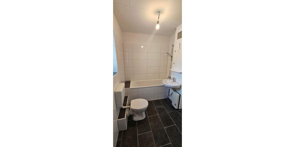 Etagenwohnung Duisburg Marxloh - 3 Zimmer, 67 m&sup2;, 509&euro; | Angebot:25604854