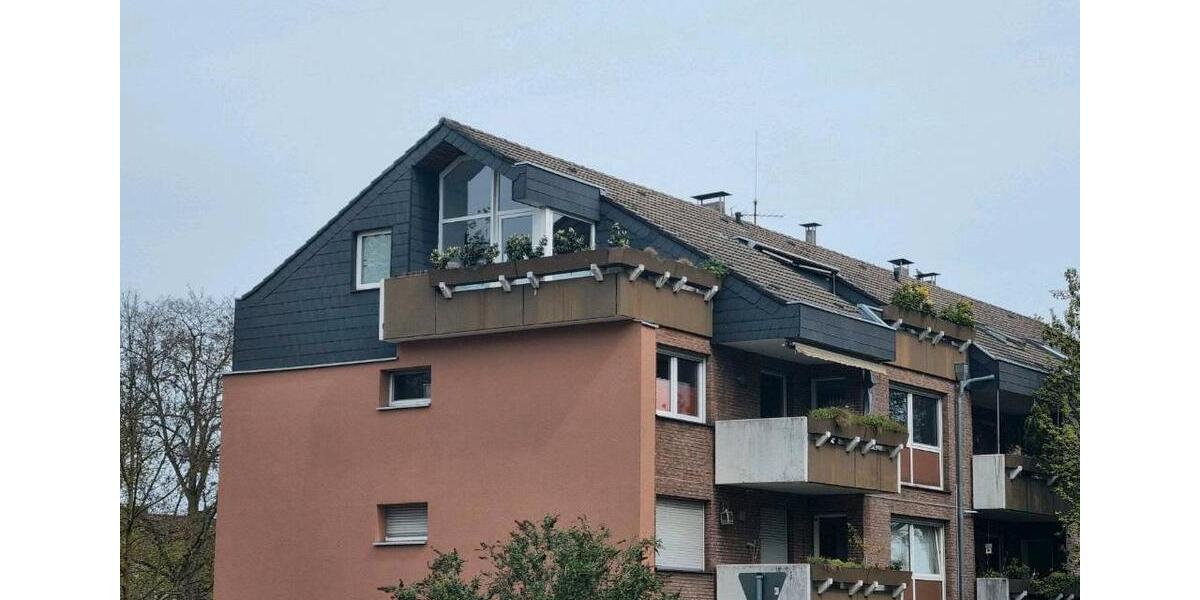 Dachgeschoßwohnung Wesel - 3.5 Zimmer, 96 m&sup2;, 960&euro; | Angebot:26123571