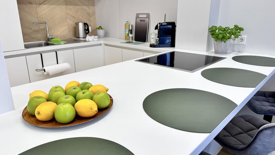 Etagenwohnung Düsseldorf Oberbilk - 2 Zimmer, 40 m&sup2;, 990&euro; | Angebot:25349472