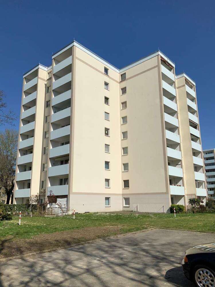 Wohnung zum Mieten in Krefeld 461 € 58 m²