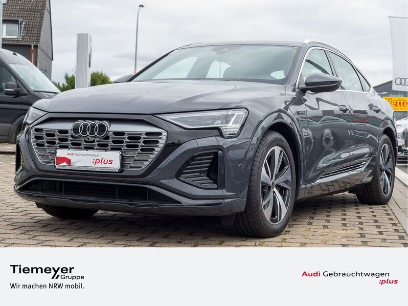 Audi Q8 e-tron 6.350 km 57.390 € Oberhausen 46047