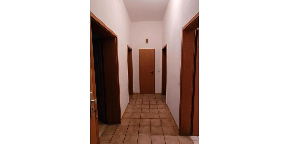 Etagenwohnung Rheinberg - 2 Zimmer, 67 m&sup2;, 450&euro; | Angebot:25457238