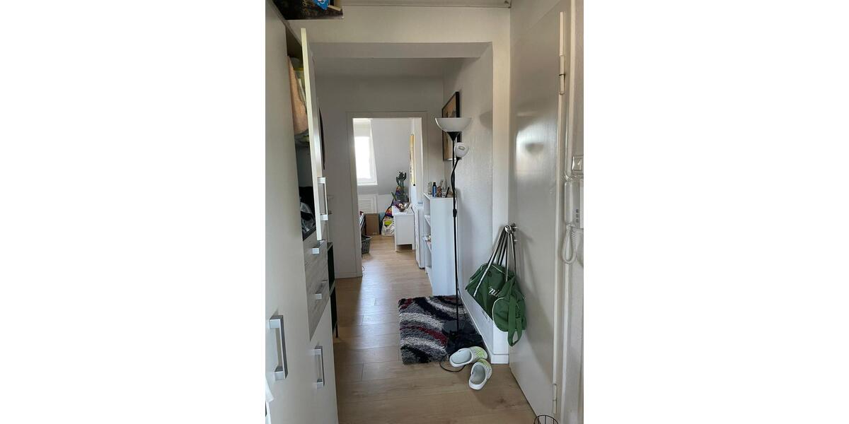 Dachgeschoßwohnung Düsseldorf Stadtbezirk 2 - 2 Zimmer, 36 m&sup2;, 570&euro; | Angebot:26372624