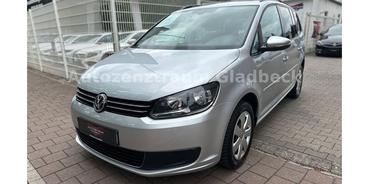 VW Touran 137.000 km 9.990 &euro; Gladbeck 45968