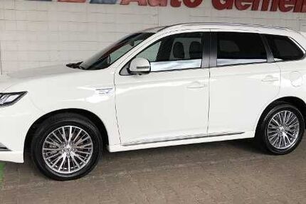 Mitsubishi Plug-in Hybrid Outlander