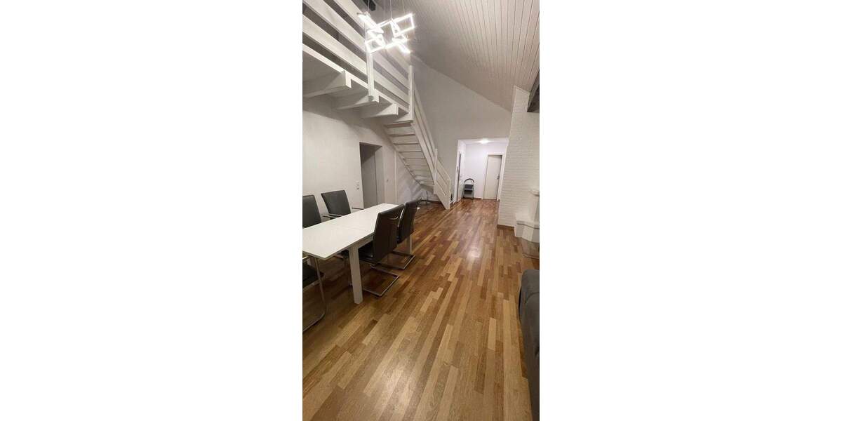 Etagenwohnung Düsseldorf Unterbach - 4 Zimmer, 99 m&sup2;, 2.400&euro; | Angebot:25659177