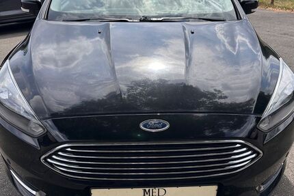 Ford Focus 110.000 km 7.900 &euro; ESSEN 45326