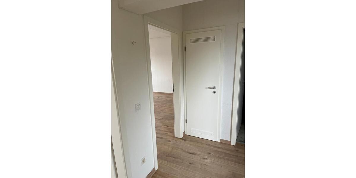 Etagenwohnung Duisburg Essenberg - 2 Zimmer, 66 m&sup2;, 425&euro; | Angebot:26131941