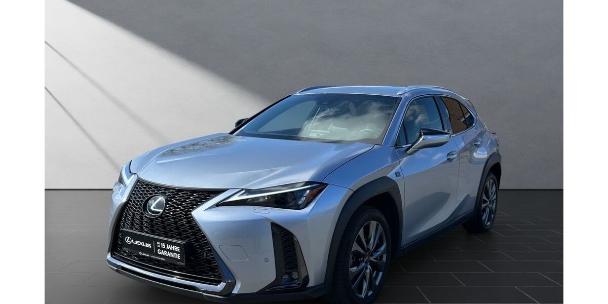 Lexus UX 50.500 km 29.950 &euro; Wesel 46485