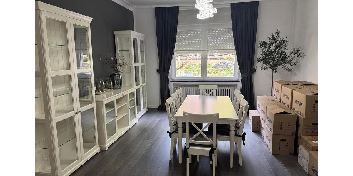 Etagenwohnung Gelsenkirchen - 5 Zimmer, 146 m&sup2;, 1.100&euro; | Angebot:26244605