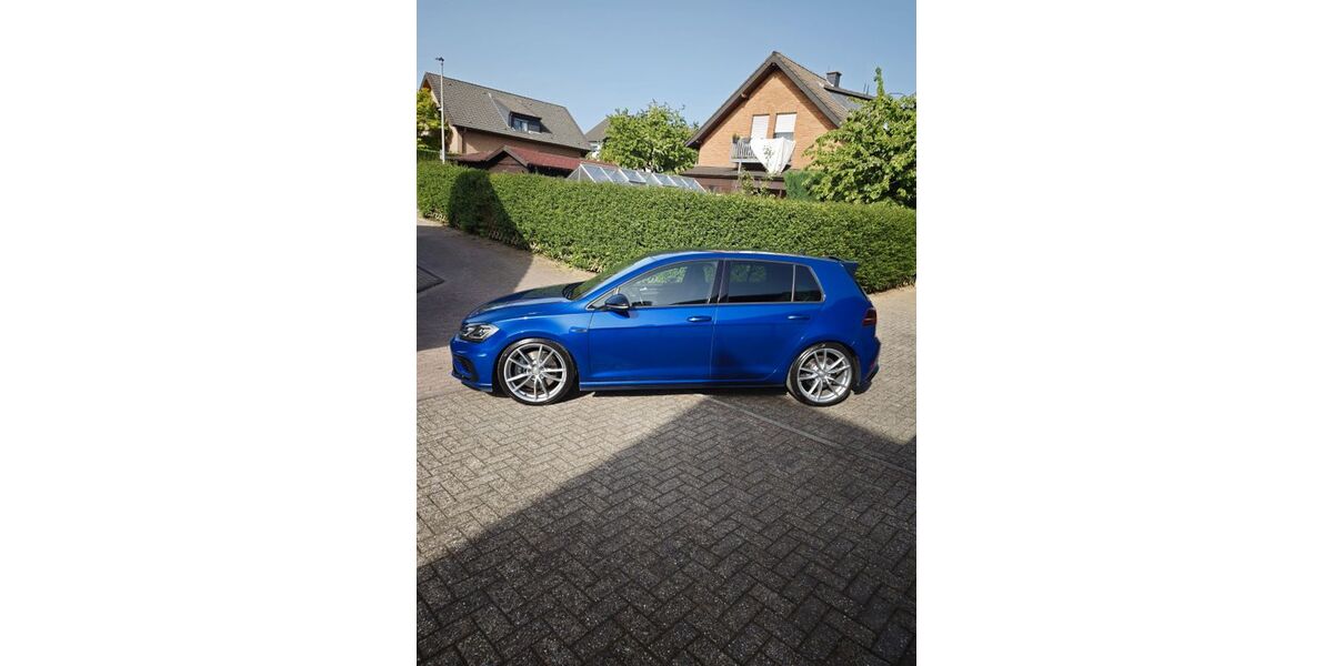 VW Golf 113.563 km 23.999 &euro; Mettmann 40822