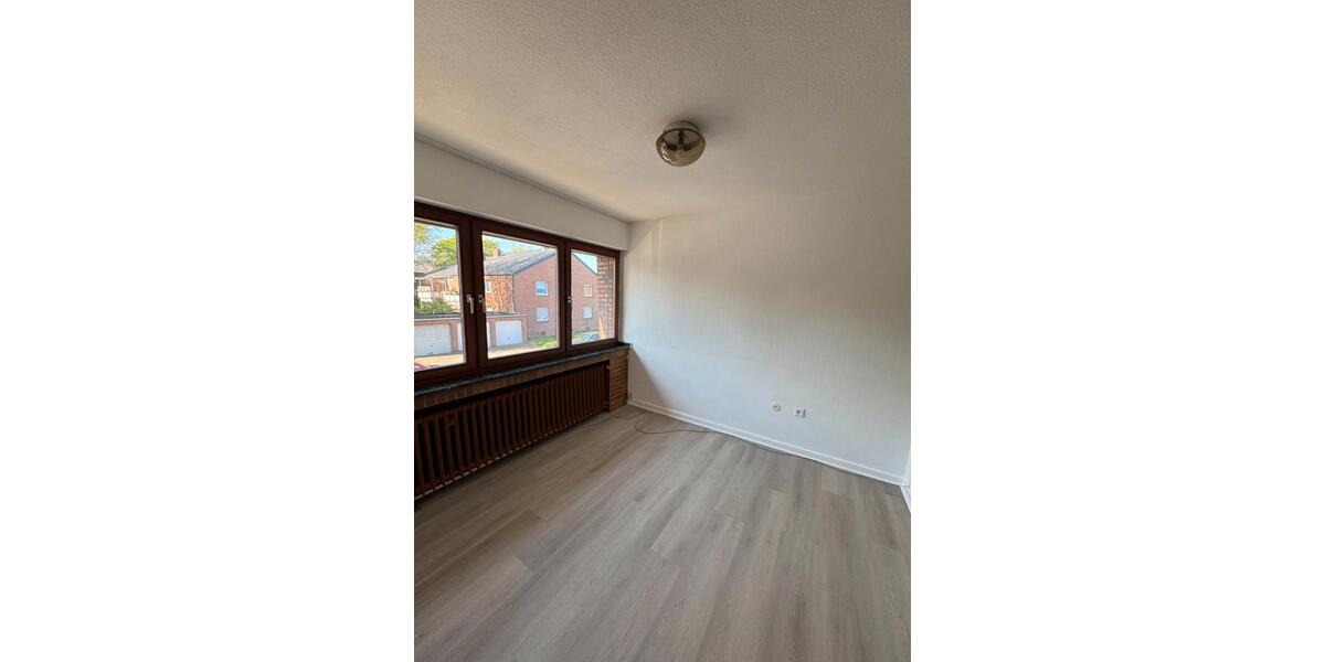 Doppelhaushälfte Oberhausen Schmachtendorf - 5 Zimmer, 120 m&sup2;, 1.590&euro; | Angebot:25261327