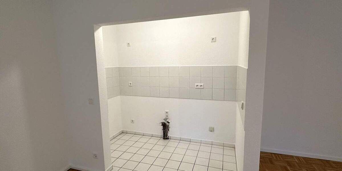 Schönes Apartment mit Terrasse, Garten und Tiefgaragenstellplatz in bester zentrumsnaher Lage 1 zimmer