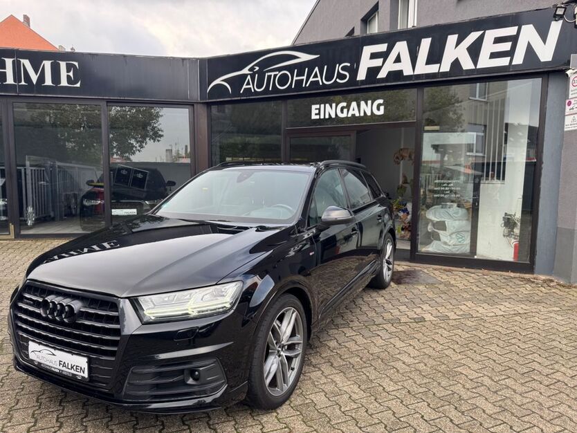 Audi Q7 159.716 km 30.780 € Krefeld 47799