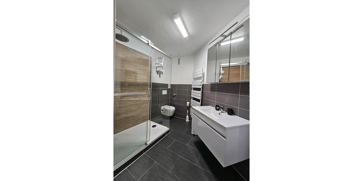 VOLL MÖBLIERTES 2-Zimmer Appartement - Pauschalmiete 2 zimmer