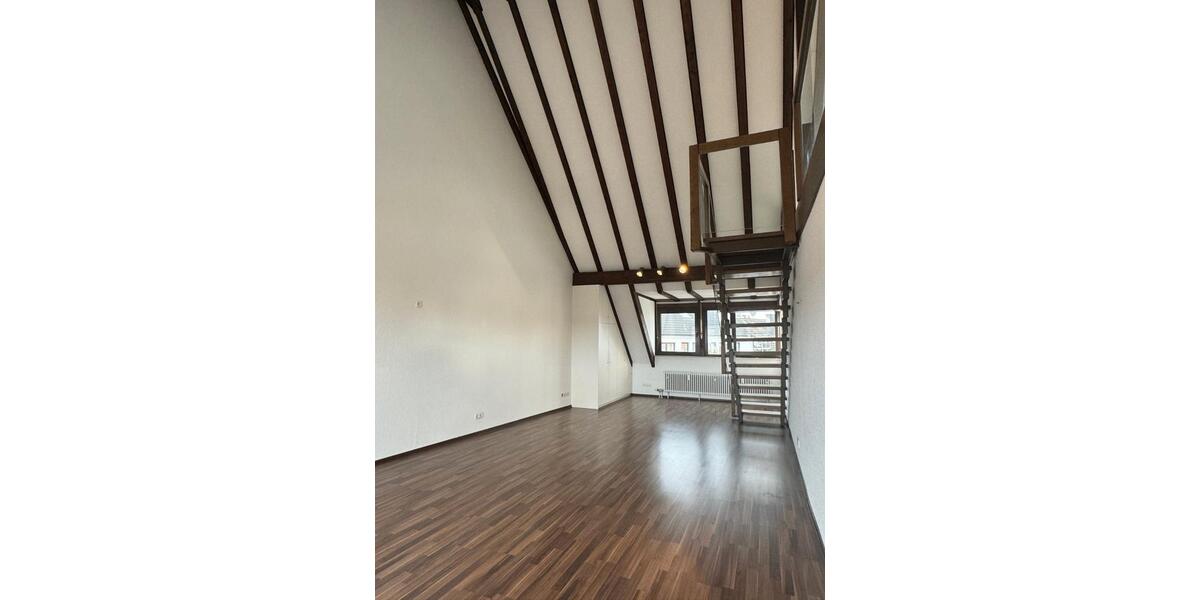 Maisonettenwohnung Düsseldorf Pempelfort - 3 Zimmer, 122 m&sup2;, 1.830&euro; | Angebot:26165951