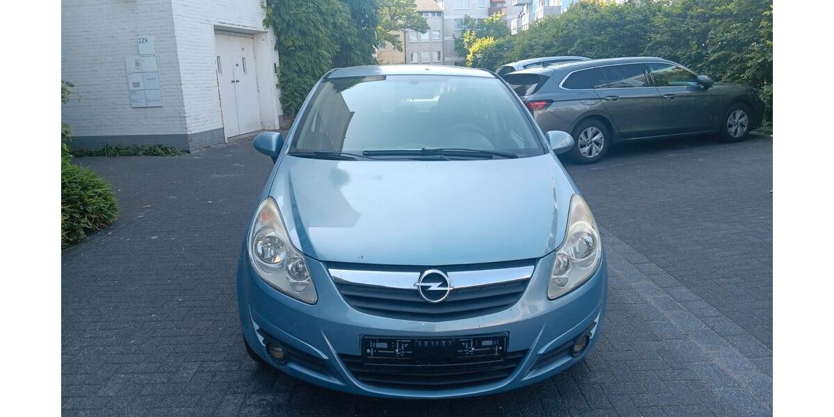 Opel Corsa 182.000 km 1.999 &euro; Düsseldorf 40233