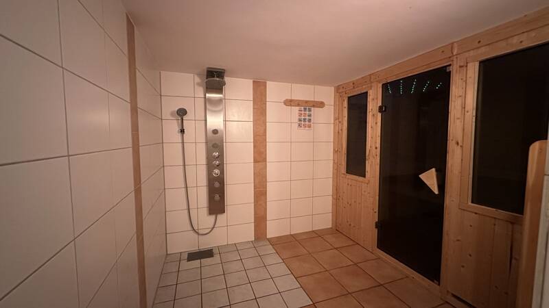 Kernsaniertes Traumhaus mit Sauna, Swimmingpool und hochwertiger Ausstattung! 5 zimmer