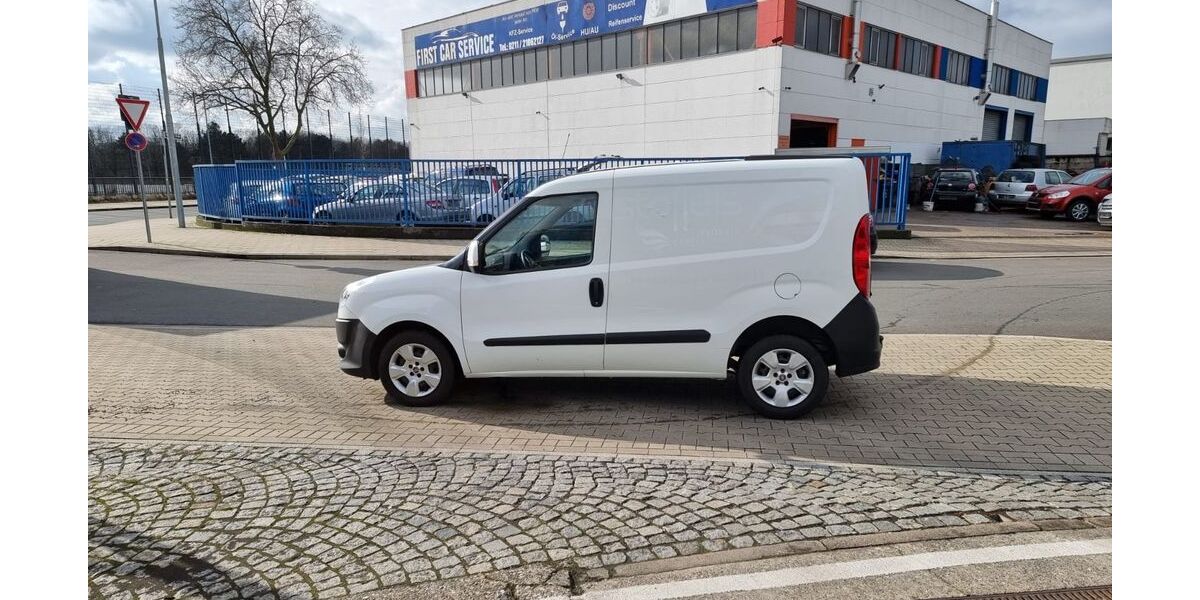 Fiat Doblo 162.557 km 5.999 &euro; Düsseldorf 40599
