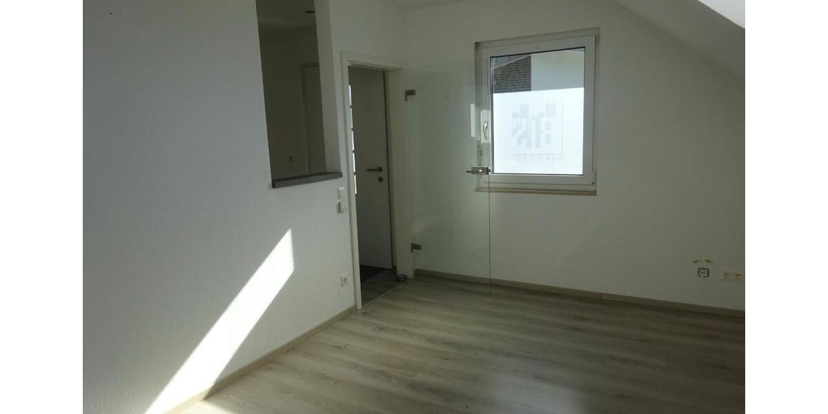 Einfamilienhaus Neukirchen-Vluyn Vluyn - 7 Zimmer, 220 m&sup2;, 599.000&euro; | Angebot:24813142