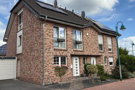 Haus Duisburg Rheinhausen - 5 Zimmer, 145 m&sup2;, 585.000&euro; | Angebot:25355342