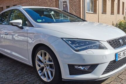 Seat Leon 144.000 km 13.800 &euro; Marl 45768