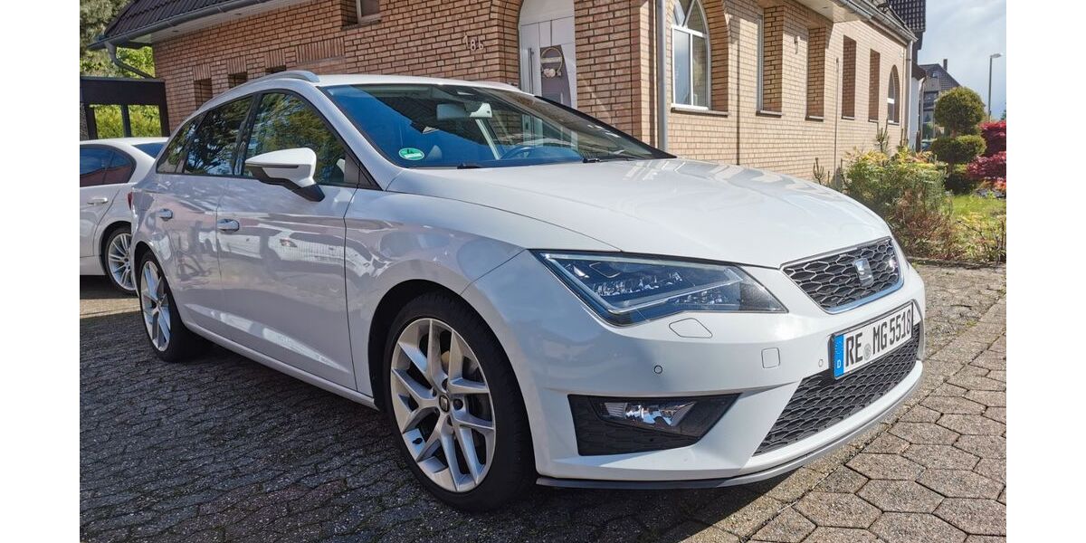 Seat Leon 144.000 km 13.800 &euro; Marl 45768