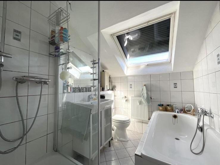 Charmante Wohnung in Du - Mittelmeiderich - Balkon, Einbauküche 3 zimmer