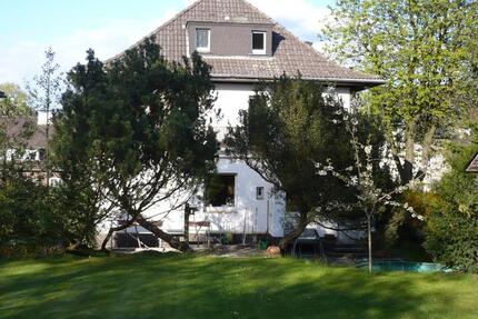 Haus Bottrop - 10 Zimmer, 210 m&sup2;, 599.000&euro; | Angebot:25944100